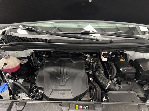 Used 2024 Kia Carnival SX Prestige FWD image 39