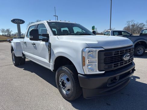 New 2026 Ford F350 XL AWD/4WD image 3