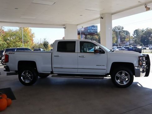 Used 2016 Chevrolet Silverado 2500 LTZ w/ Duramax Plus Package image 7
