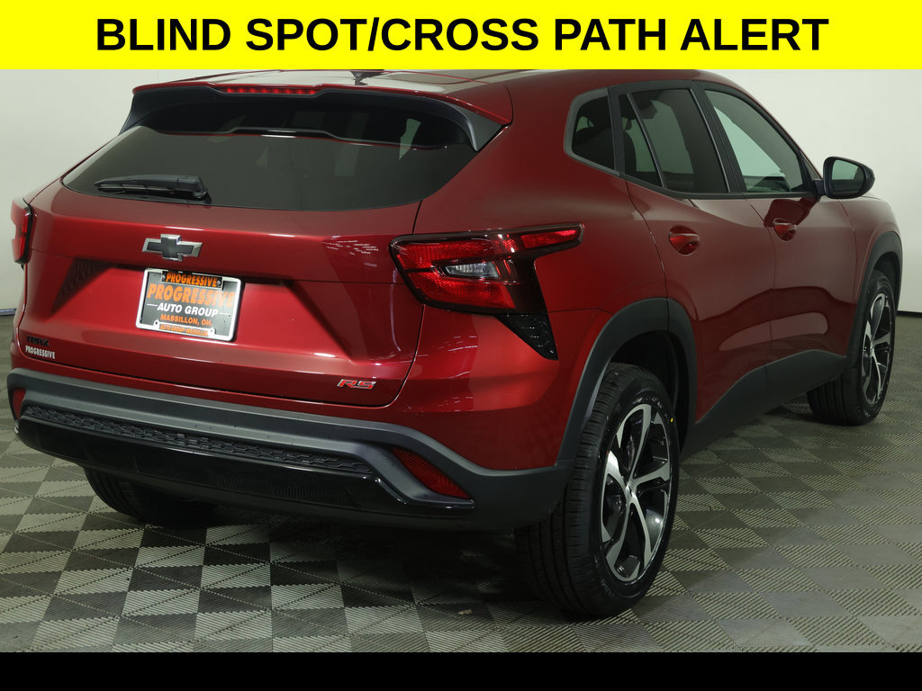 Used 2024 Chevrolet Trax RS w/ Driver Confidence Package FWD image 8