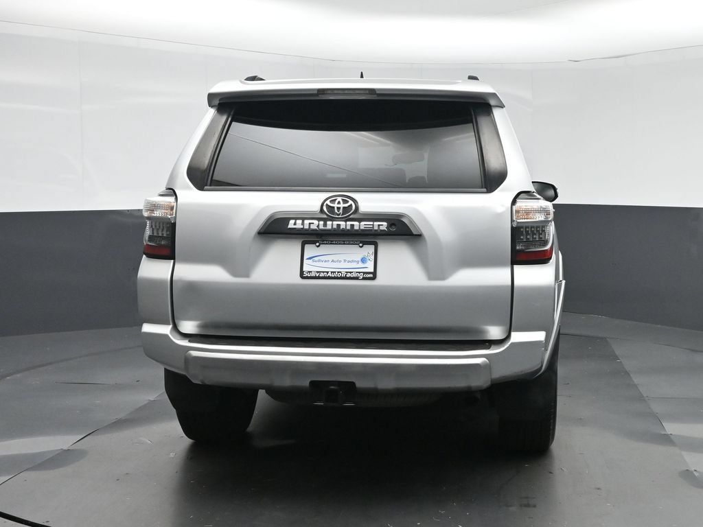Used 2015 Toyota 4Runner Trail Premium AWD/4WD image 6