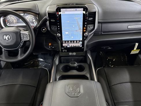 New 2025 RAM 2500 Laramie AWD/4WD image 3