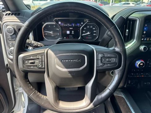 Used 2022 GMC Sierra 2500 Denali w/ Denali Ultimate Package AWD/4WD image 21