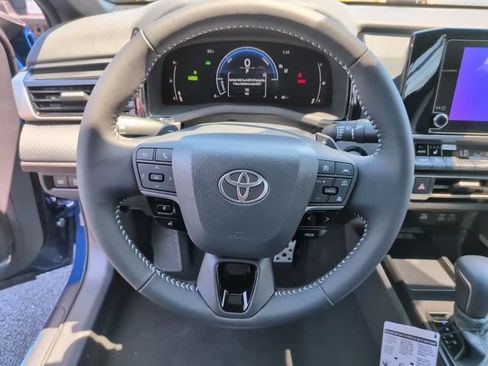 Used 2026 Toyota Camry SE w/ Convenience Package FWD image 14