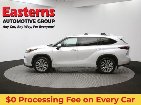 Used 2024 Toyota Highlander Platinum AWD/4WD image 66