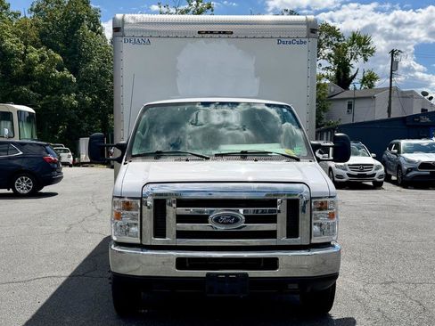 Used 2019 Ford E-350 and Econoline 350 Super Duty w/ Power Windows & Locks Group RWD image 3