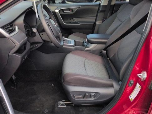 Certified 2025 Toyota RAV4 XLE AWD/4WD image 8