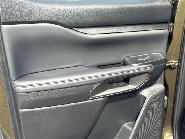 Used 2025 Ford Ranger Raptor AWD/4WD image 12