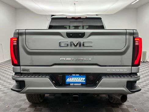 New 2026 GMC Sierra 2500 Denali Ultimate w/ Max Trailering Package image 10