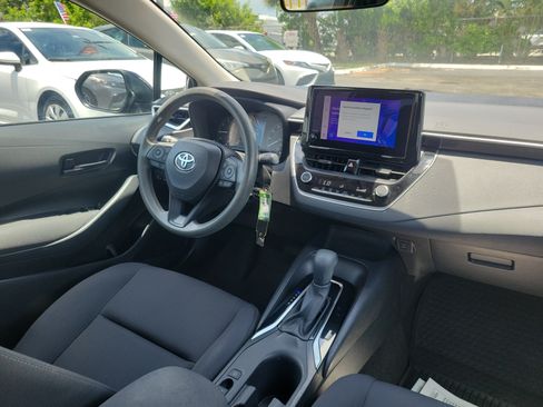 Used 2024 Toyota Corolla LE FWD image 14