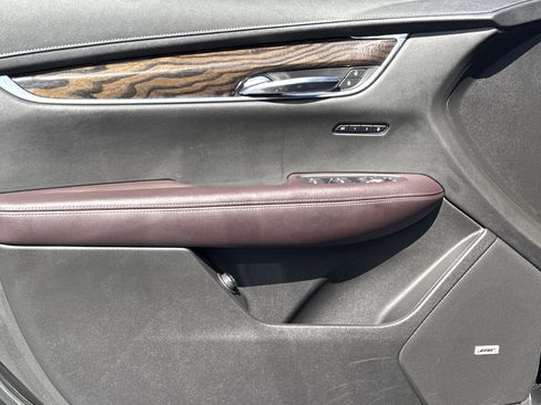 Used 2020 Cadillac XT6 Premium Luxury image 14