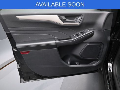 Used 2022 Ford Escape SE w/ SE Sport Appearance Package AWD/4WD image 10