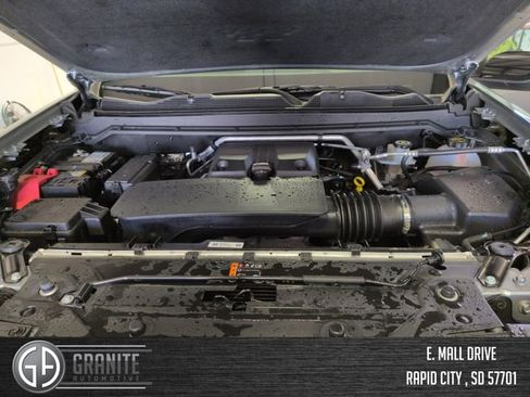 Used 2024 Chevrolet Colorado Trail Boss w/ LPO, Dark Essentials Package AWD/4WD image 23