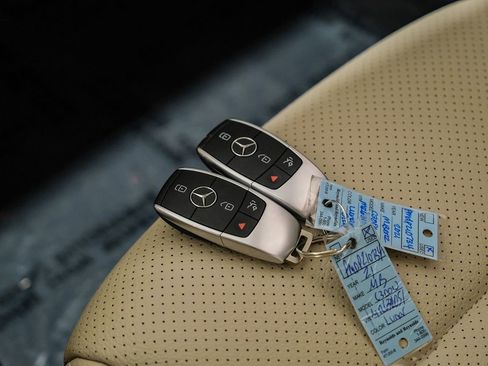 Used 2021 Mercedes-Benz C 300 4MATIC Sedan image 54