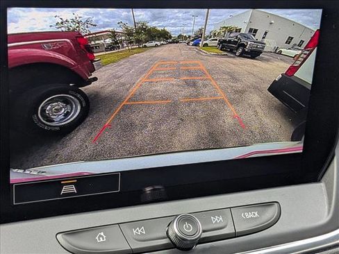 Used 2024 Chevrolet Blazer LT image 12