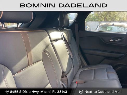 Used 2021 Chevrolet Blazer Premier w/ Driver Confidence II Package FWD image 12