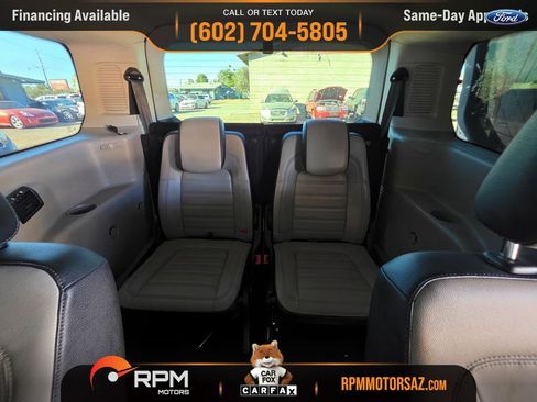 Used 2020 Ford Transit Connect XLT image 19