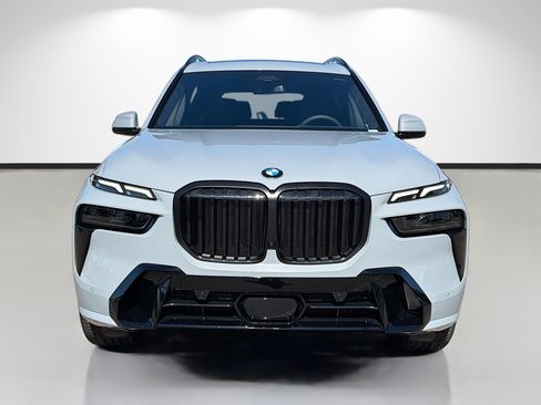 New 2026 BMW X7 xDrive40i w/ M Sport Package image 8