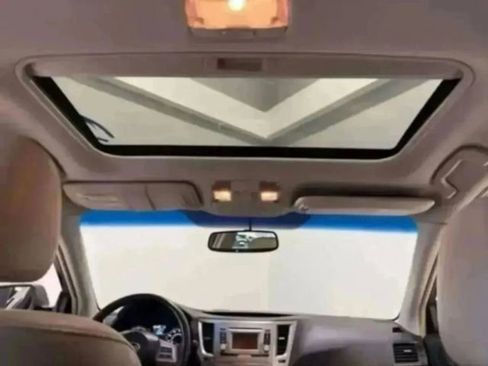 Used 2013 Subaru Outback 2.5i Limited w/ Moonroof Pkg image 23