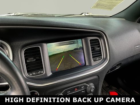 Used 2018 Dodge Charger SXT Plus RWD image 5
