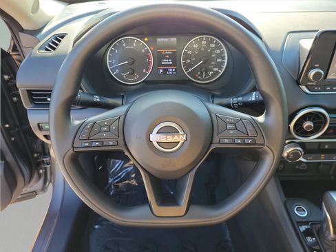 Certified 2025 Nissan Sentra S image 22