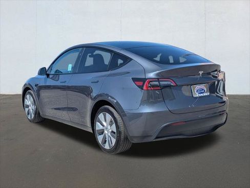 Used 2023 Tesla Model Y Long Range AWD/4WD image 3
