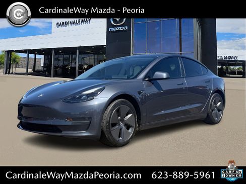Used 2023 Tesla Model 3 Standard Range image 1