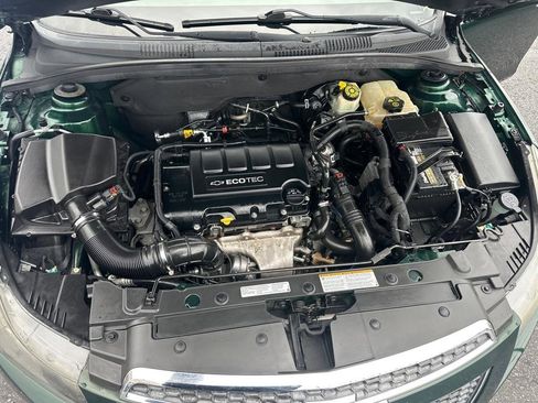 Used 2014 Chevrolet Cruze LTZ w/ RS Package image 32