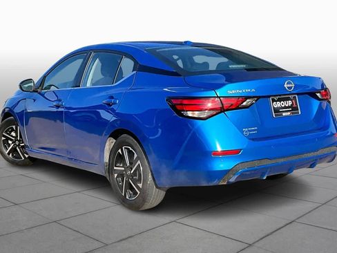 Used 2025 Nissan Sentra SV image 11