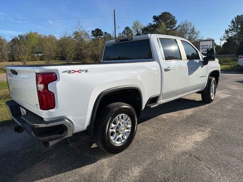 Used 2021 Chevrolet Silverado 2500 LT w/ Fleet Comfort Package image 12