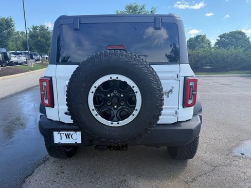 Used 2024 Ford Bronco Outer Banks w/ Sasquatch Package AWD/4WD image 6