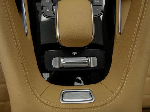 Used 2024 Mercedes-Benz GLS 580 4MATIC image 20