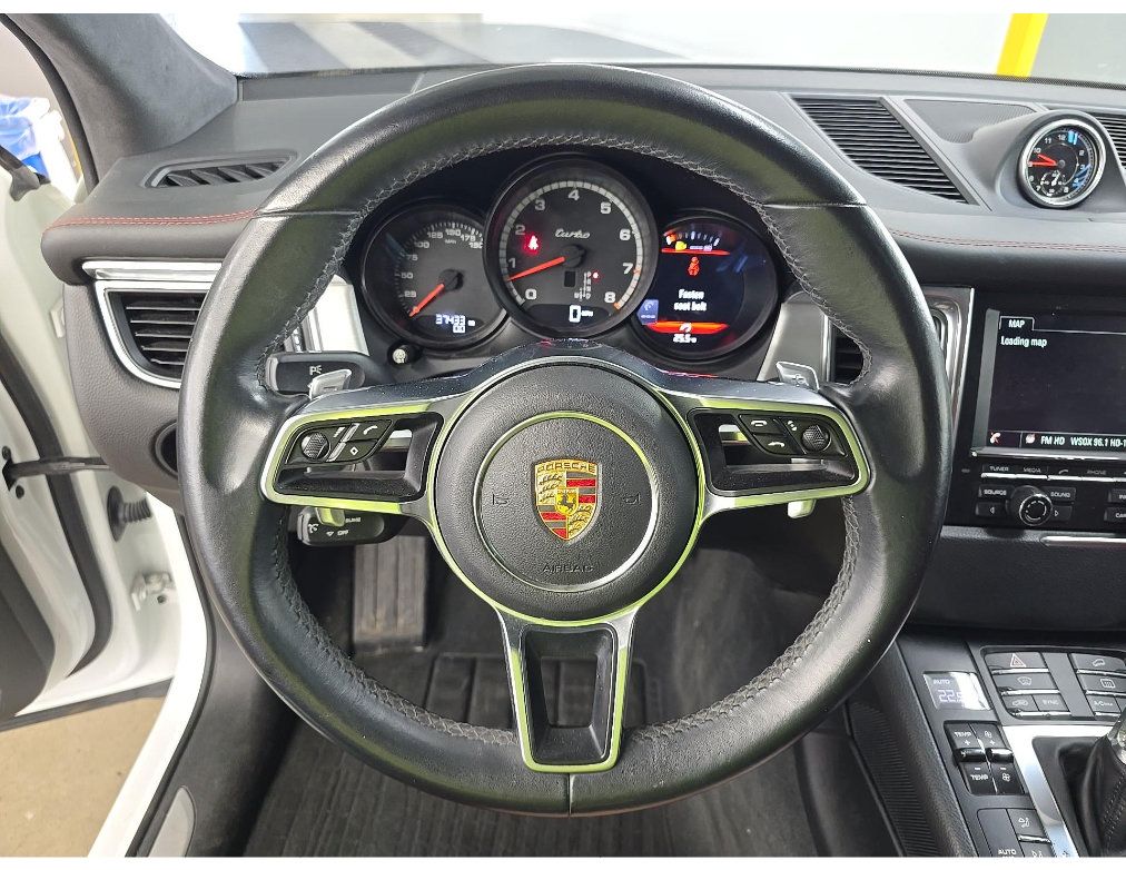 Used 2015 Porsche Macan Turbo AWD/4WD image 10