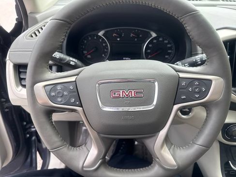 Used 2019 GMC Terrain Denali w/ Driver Alert Package II AWD/4WD image 11