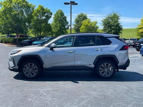 Used 2025 Toyota RAV4 Limited w/ Advanced Technology Package AWD/4WD image 6