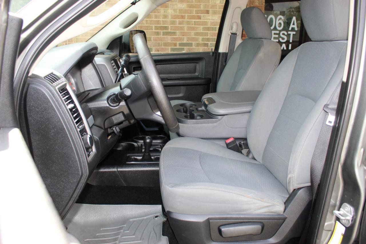 Used 2013 RAM 2500 Tradesman w/ Chrome Appearance Group AWD/4WD image 13