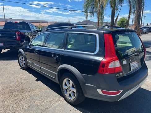 Used 2010 Volvo XC70 3.2 AWD/4WD image 2