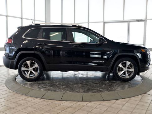 Used 2021 Jeep Cherokee Limited w/ Elite Package image 9