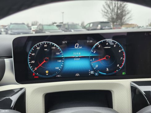 Used 2019 Mercedes-Benz A 220 4MATIC image 29