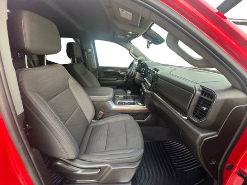 Used 2024 Chevrolet Silverado 1500 LT w/ Z71 Off-Road Package image 15