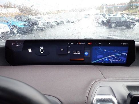 Certified 2025 Ford Expedition Max Platinum w/ Platinum Ultimate Package image 29