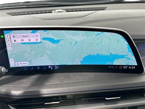 Used 2024 Cadillac XT4 Sport image 12