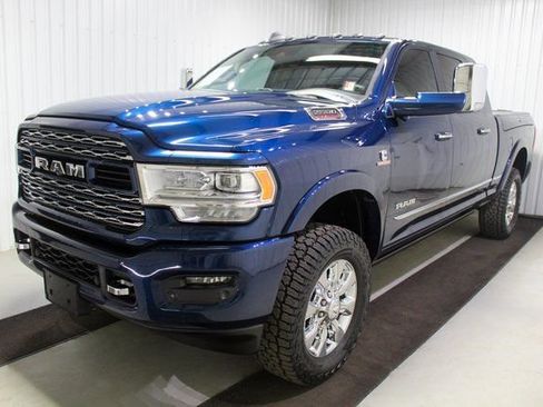 Used 2019 RAM 2500 Limited AWD/4WD image 3