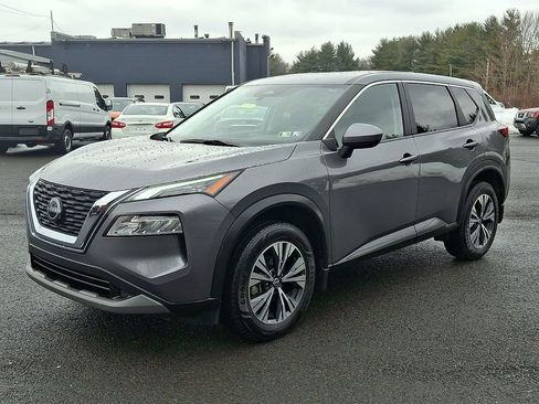 Certified 2023 Nissan Rogue SV AWD/4WD image 3