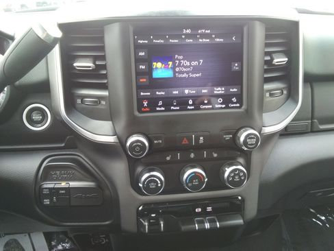Used 2019 RAM 3500 Big Horn AWD/4WD image 23