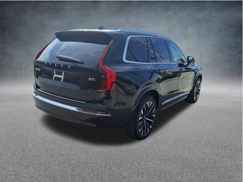 New 2026 Volvo XC90 B5 Plus w/ Protection Package Premier AWD/4WD image 7