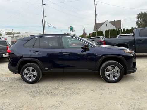 Certified 2025 Toyota RAV4 XLE AWD/4WD image 11