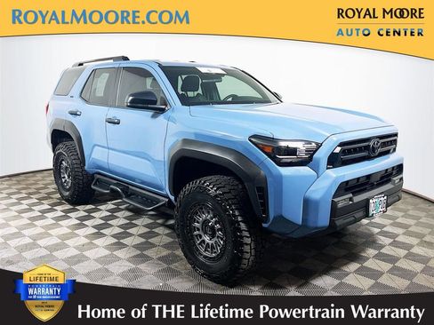 Certified 2025 Toyota 4Runner SR5 AWD/4WD image 1