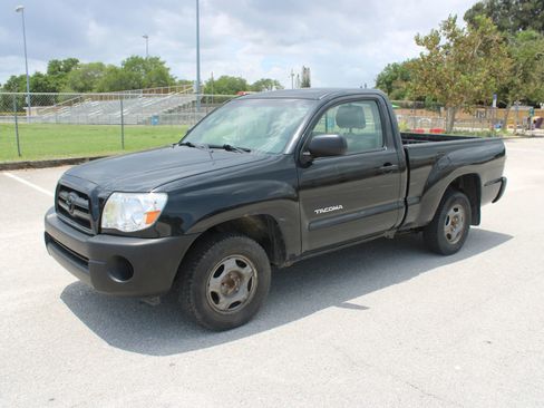 Used 2010 Toyota Tacoma 2WD Regular Cab image 5