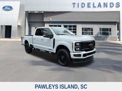 New 2026 Ford F250 Lariat w/ Black Appearance Package AWD/4WD image 1